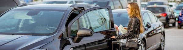 Pourquoi vaut-il mieux investir dans une voiture d’occasion lorsqu’on est jeune conducteur ?