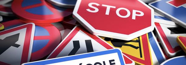 Quelle est la limitation de vitesse pour les jeunes conducteurs ?