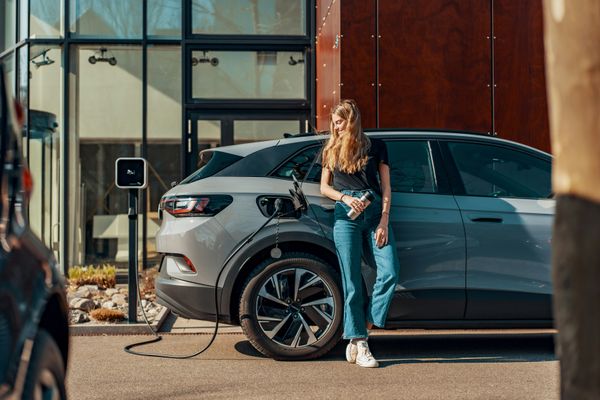 Recharger sa voiture électrique : modes, prises et bonnes pratiques