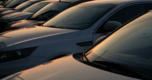 Reprise ou vente de voiture : laquelle rapporte vraiment le plus ?