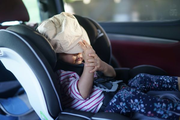 Choisir un siège auto : la méthode simple selon l'âge de votre enfant